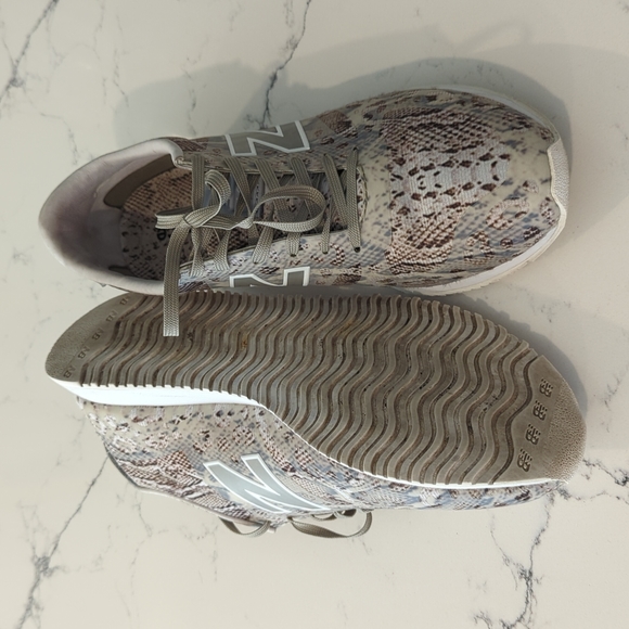 New Balance 420 animal print - Picture 6 of 7